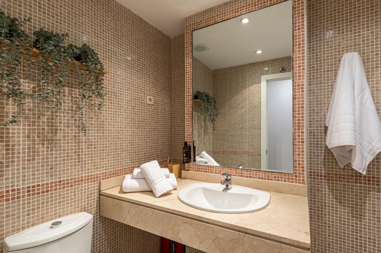 Apartament Bnbholder II Santiago Bernabeu Madryt Zewnętrze zdjęcie